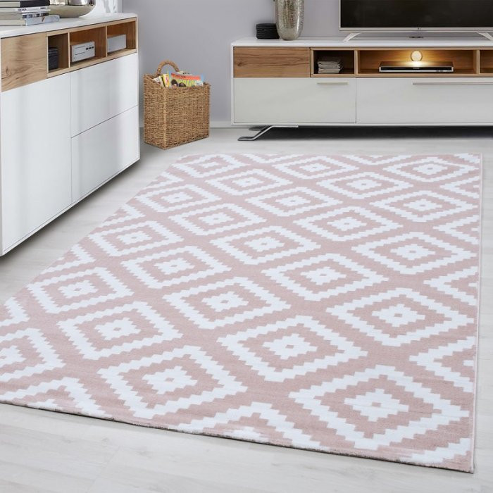 Kusový koberec Plus 8005 pink č.2
