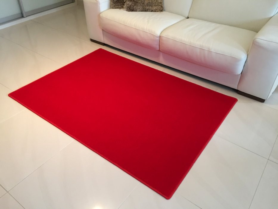 Kusový červený koberec Eton č.1