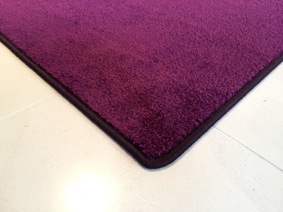 Kusový fialový koberec Eton č.9