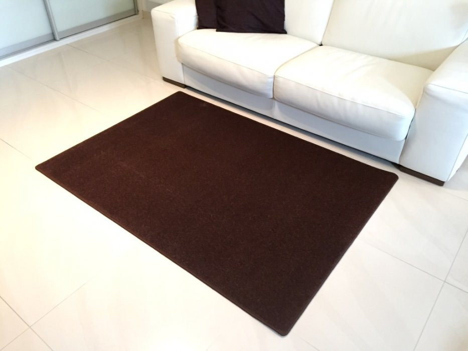 Kusový hnědý koberec Eton č.1