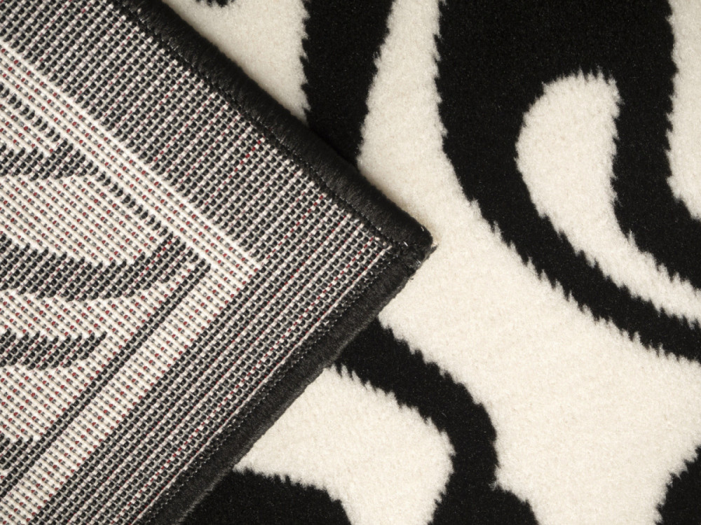 AKCE: Kusový koberec Zebra black/white č.4