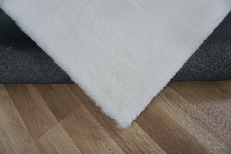 Kusový koberec Fluffy 4020 white č.4