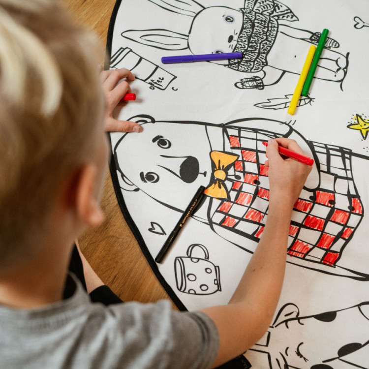 TRHÁK: KOBEREC - OMALOVÁNKY - Happy Friends č.7