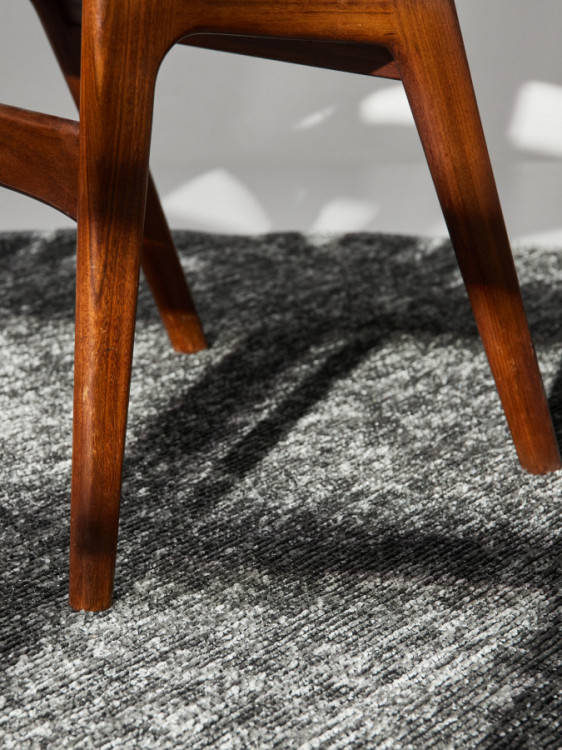 Běhoun Brilliance Prisma 106310 Silver Grey z kolekce Elle č.3