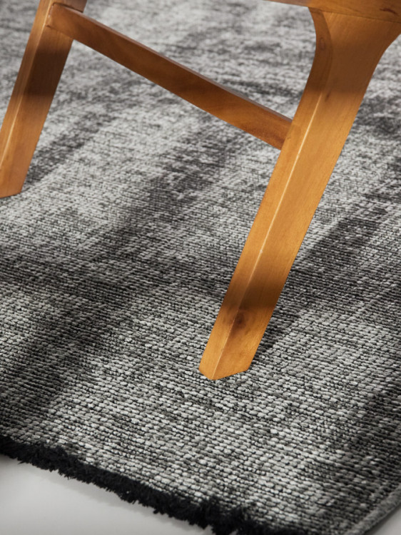 Běhoun Brilliance Prisma 106310 Silver Grey z kolekce Elle č.12