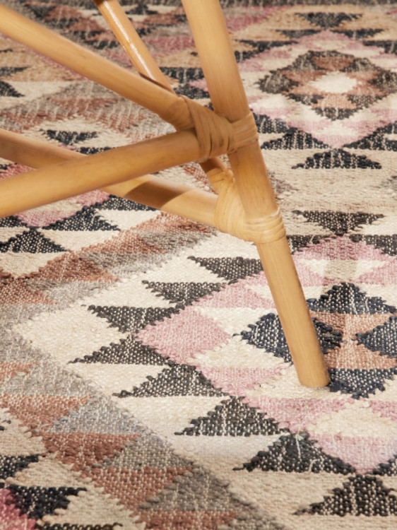 Kusový koberec Parsa 106260 Cream/Multi z kolekce Elle č.7