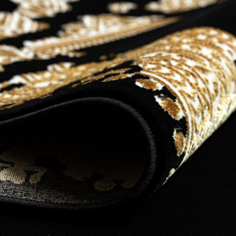 Kusový koberec Allure 1965 black/gold č.2