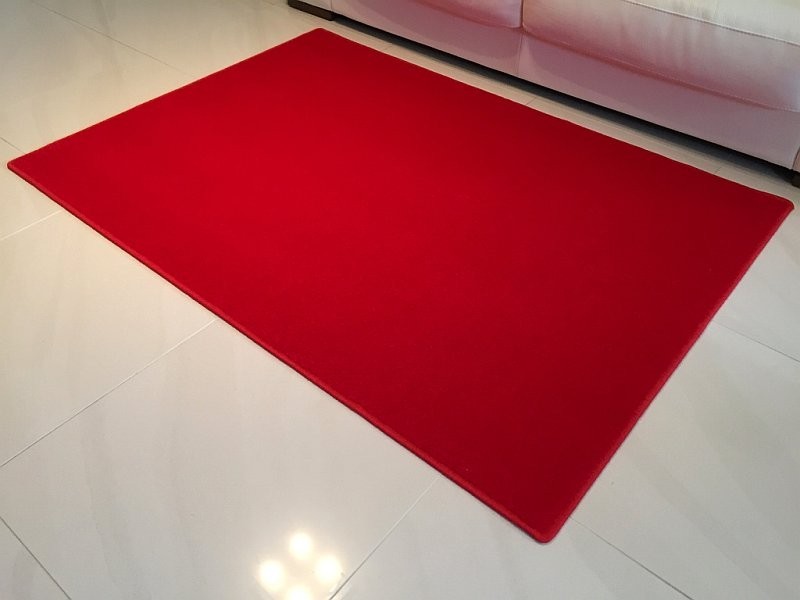 Kusový koberec Eton červený č.1