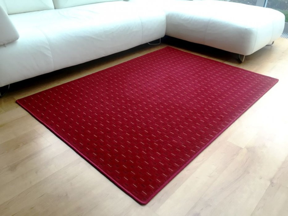 Kusový koberec Valencia červená č.1